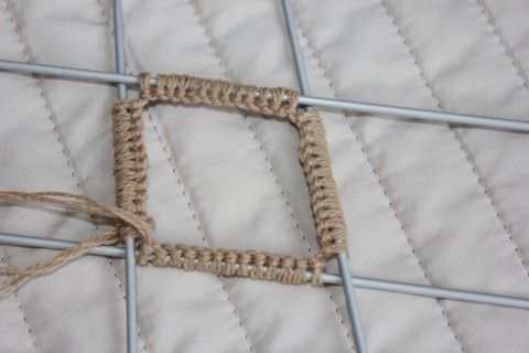 как связать пятку у носка спицами пошагово